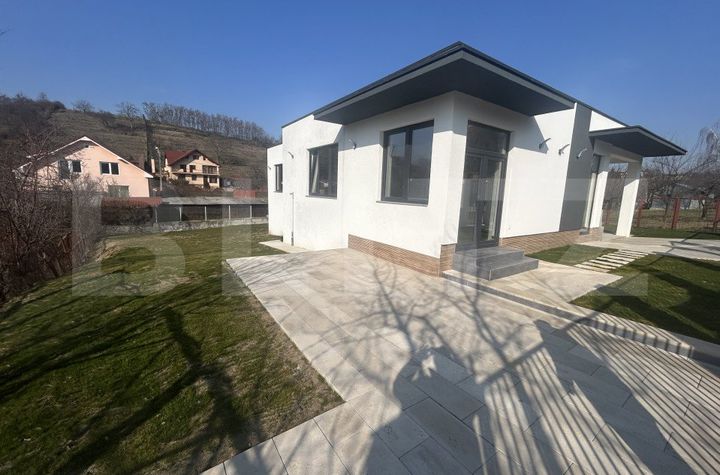 Casă - 4 camere de vanzare ORADEA - Bihor anunturi imobiliare Bihor