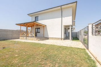Vilă - 4 camere de vanzare CERNICA - Bucuresti anunturi imobiliare Bucuresti