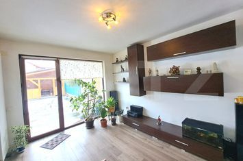 Casă - 4 camere de vanzare SANPETRU - Brasov anunturi imobiliare Brasov