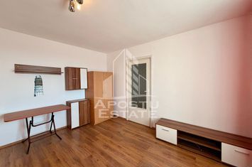 Apartament cu 3 camere, centrala proprie, zona Complex Studentesc anunturi imobiliare Timis