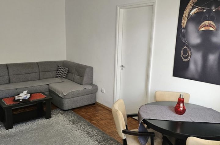 Apartament 2 camere de vanzare ASTRA - Brasov anunturi imobiliare Brasov