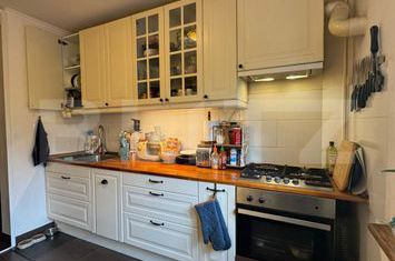 Apartament 3 camere de vanzare BUCURESTI - Bucuresti anunturi imobiliare Bucuresti