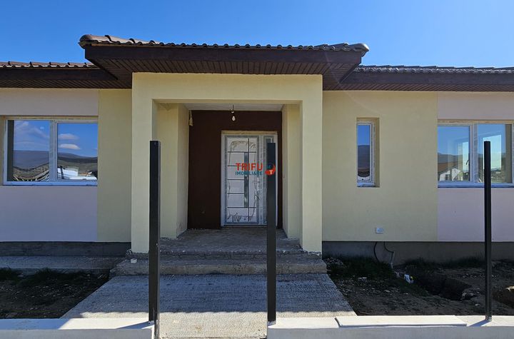 Casă - 4 camere de vanzare CENTRAL - Alba anunturi imobiliare Alba