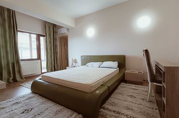 Apartament 3 camere de inchiriat CASA DE CULTURA - Constanta anunturi imobiliare Constanta