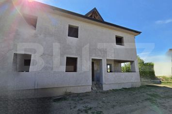 Vilă - 4 camere de vanzare IASI - Iasi anunturi imobiliare Iasi