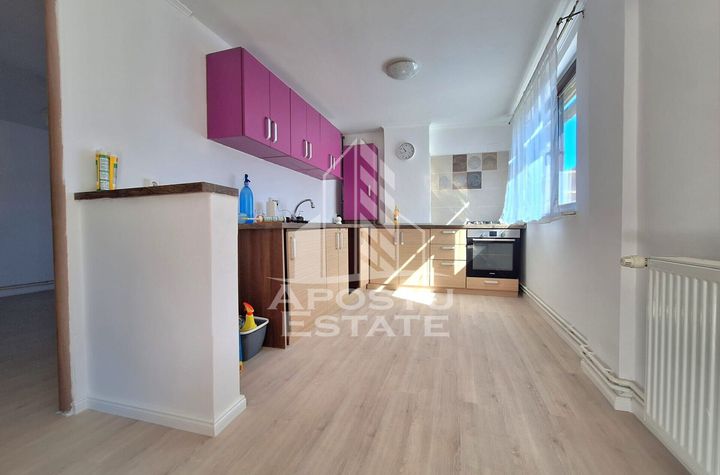 Casa cu 2 camere, teren 210 mp, Aradul Nou anunturi imobiliare Arad