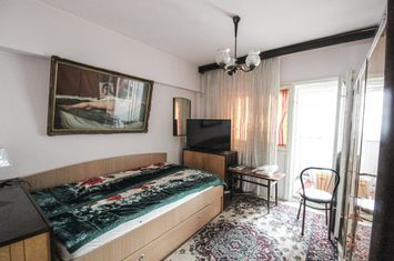 Apartament 4 camere de vanzare BUCURESTI - Bucuresti anunturi imobiliare Bucuresti