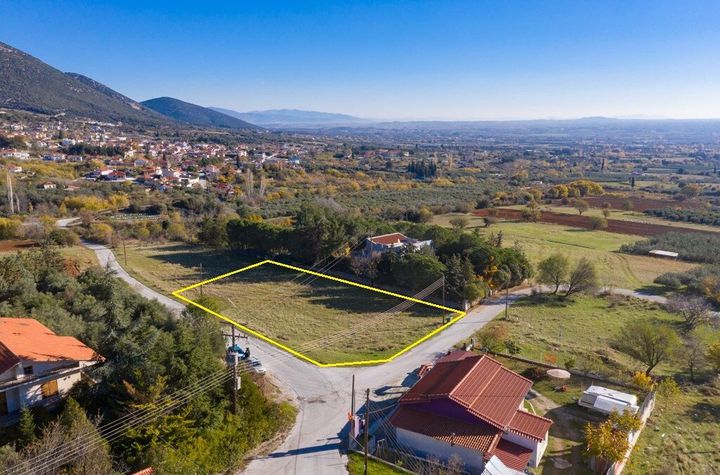 Teren construibil colț 1604 mp în Ekali anunturi imobiliare Grecia