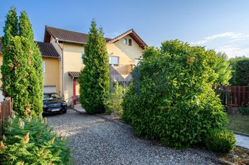 Casă P+1 | 168 m² utili | LOT 378 m² I 3 Dormitoare | Garaj | Florești anunturi imobiliare Cluj