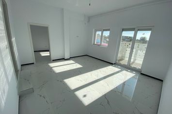 Giroc-Neptun | 3 Camere | Curte proprie | Decomandat | Lift | Disponibil imediat anunturi imobiliare Timis