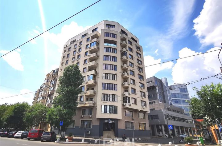 Birou de vanzare TIMPURI NOI - Bucuresti anunturi imobiliare Bucuresti