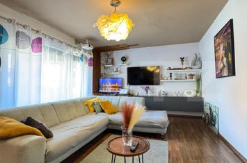 Apartament 3 camere de vanzare FLORESTI - Cluj anunturi imobiliare Cluj