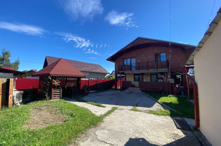 Casă - 10 camere de vanzare DRAGUTESTI - Gorj anunturi imobiliare Gorj