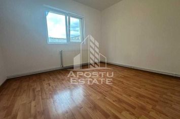 Apartament cu 2 camere, semidecomandat, etajul 2, centrala proprie anunturi imobiliare Timis