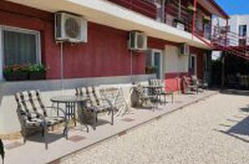 Afacere Turistică la Cheie | Pensiune 14 Camere | 7 min de Plajă anunturi imobiliare Constanta