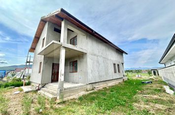 Casă - 4 camere de vanzare ALBA IULIA - Alba anunturi imobiliare Alba