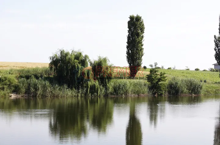 Teren intravilan cu vedere la lac – Balotești / Corbeanca, 17850 mp anunturi imobiliare Bucuresti
