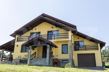 Vilă - 6 camere de vanzare ALBA IULIA - Alba anunturi imobiliare Alba