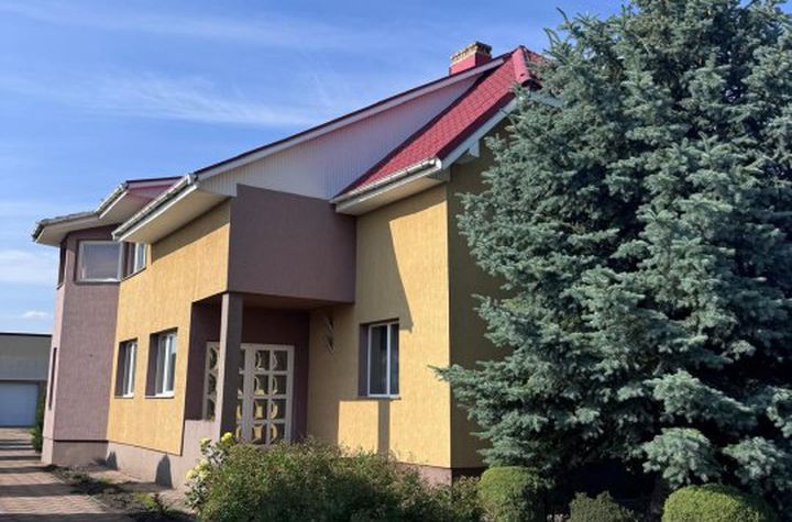 Vilă - 6 camere de vanzare SIRET - Suceava anunturi imobiliare Suceava