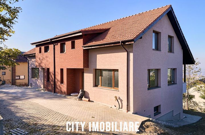 Vilă - 6 camere de vanzare FELEACU - Cluj anunturi imobiliare Cluj