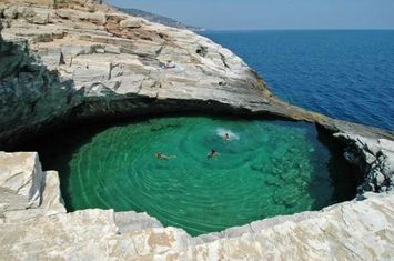 Hotel la malul mării, Limenas (Thassos) — 2750 mp anunturi imobiliare Grecia