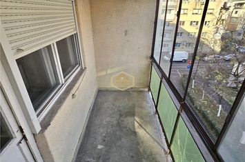 Apartament 3 camere de vanzare MICRO 16 - Satu Mare anunturi imobiliare Satu Mare
