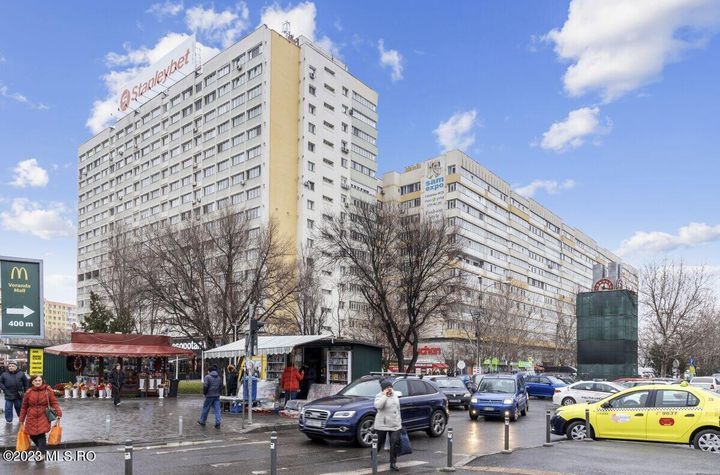 Apartament 3 camere de vanzare OBOR - Bucuresti anunturi imobiliare Bucuresti