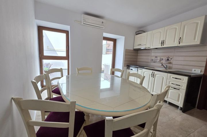 Inchiriere vila P+M zona Eminescu | Strada Ocolului anunturi imobiliare Bucuresti