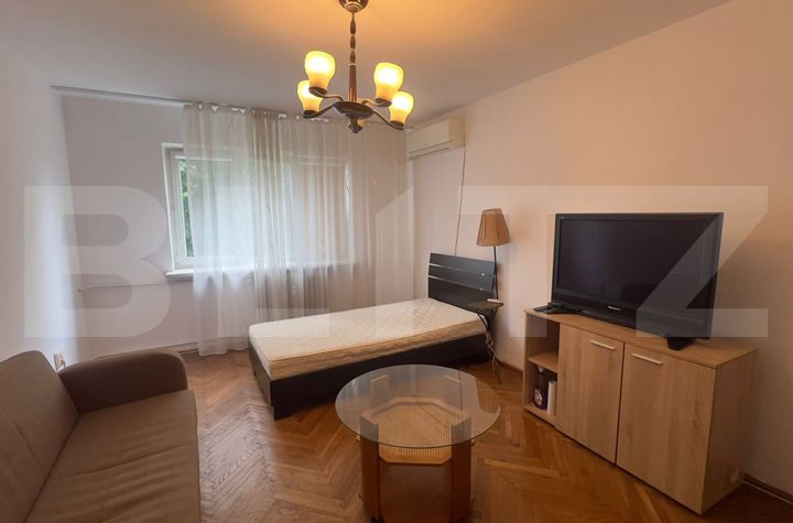 Apartament 3 camere de vanzare GEORGE ENESCU - Dolj anunturi imobiliare Dolj