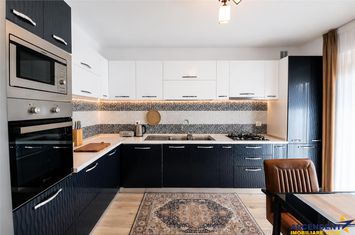 Vilă - 4 camere de vanzare EXTERIOR EST - Brasov anunturi imobiliare Brasov