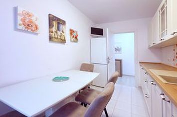 Sector 3 Titan Pallady 3 camere etaj 3 decomandat bucatarie inchisa anunturi imobiliare Bucuresti