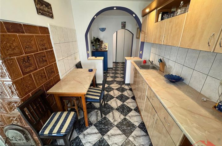Apartament 2 camere de vanzare CENTRAL - Vrancea anunturi imobiliare Vrancea
