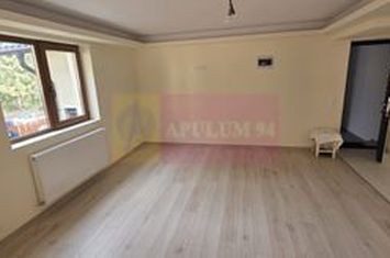 Apartament 2 camere, parter, de vanzare in Busteni anunturi imobiliare Prahova