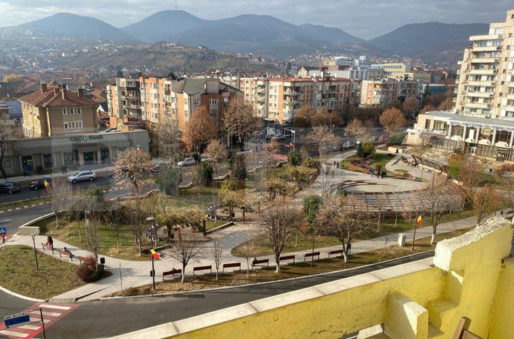 Apartament 3 camere de vanzare GOJDU - Hunedoara anunturi imobiliare Hunedoara