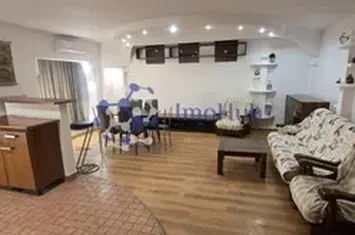 Apartament cu 3 camere, etaj 1, Poitier, 80mp, 500 Euro anunturi imobiliare Iasi