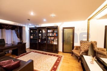 Apartament 4 camere de vanzare IASI - Iasi anunturi imobiliare Iasi