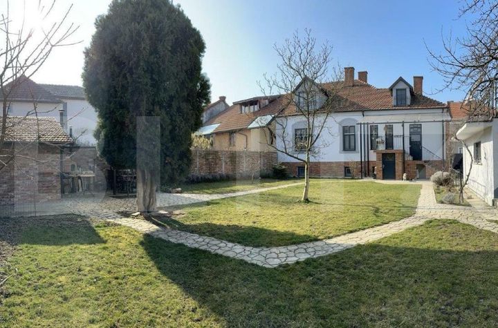 Casă - 5 camere de vanzare TIMISOARA - Timis anunturi imobiliare Timis