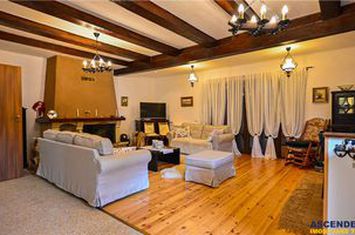 Casă - 4 camere de vanzare FUNDATA - Brasov anunturi imobiliare Brasov
