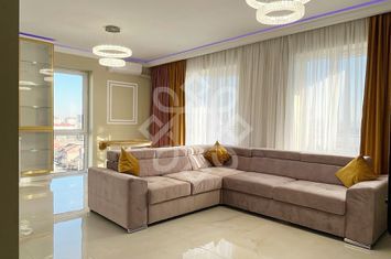 Apartament luxos cu 3 camere si parcare in Prima Arena anunturi imobiliare Bihor