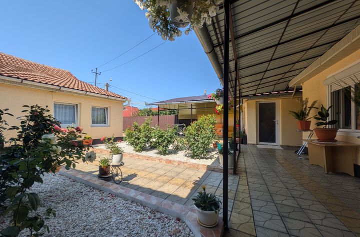 Casă - 4 camere de vanzare NUFARUL - Bihor anunturi imobiliare Bihor
