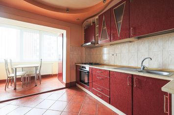 Ap. decomandat cu 3 camere, spațios și luminos, Micalaca, Zona 100 anunturi imobiliare Arad