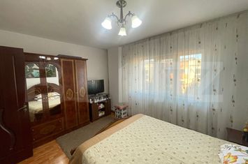 Apartament 3 camere de vanzare 1 MAI - Dolj anunturi imobiliare Dolj
