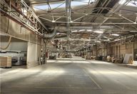 6.600.000 €, Spațiu industrial