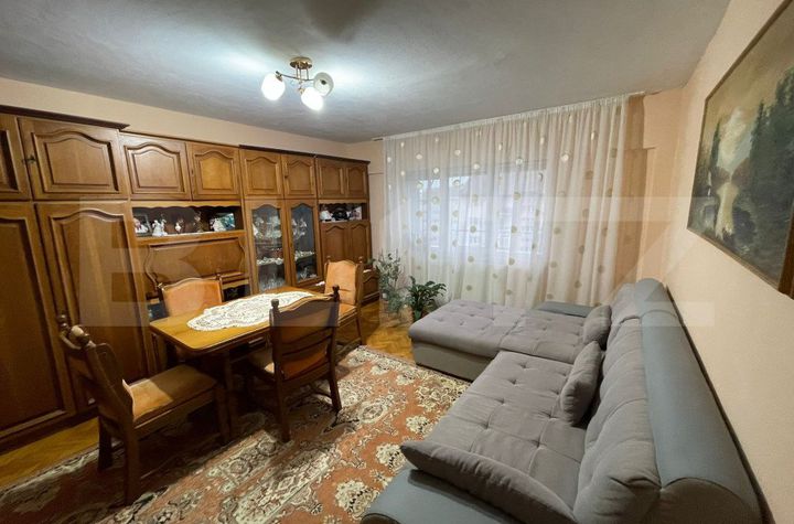 Apartament 3 camere de vanzare SATU MARE - Satu Mare anunturi imobiliare Satu Mare