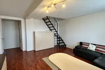 Apartament 2 camere de vanzare TRACTORU - Brasov anunturi imobiliare Brasov