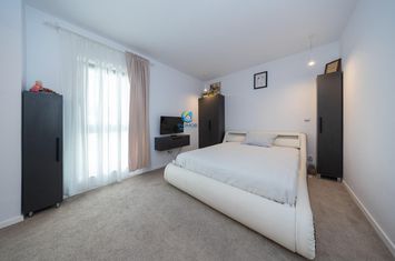 Casă - 4 camere de vanzare BUCURESTI - Bucuresti anunturi imobiliare Bucuresti