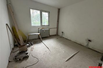 Apartament 3 camere de vanzare ORIZONT - Bacau anunturi imobiliare Bacau