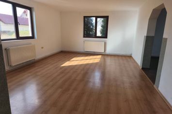 Vilă - 6 camere de vanzare RADAUTI - Suceava anunturi imobiliare Suceava