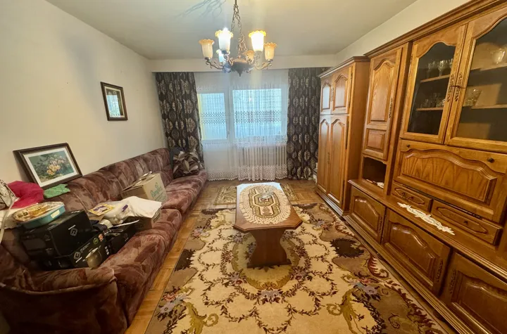 Apartament 3 camere de vanzare DEVA - Hunedoara anunturi imobiliare Hunedoara
