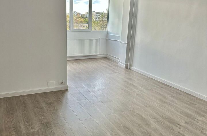 Titan - Minis Garsoniera Renovata Complet anunturi imobiliare Bucuresti